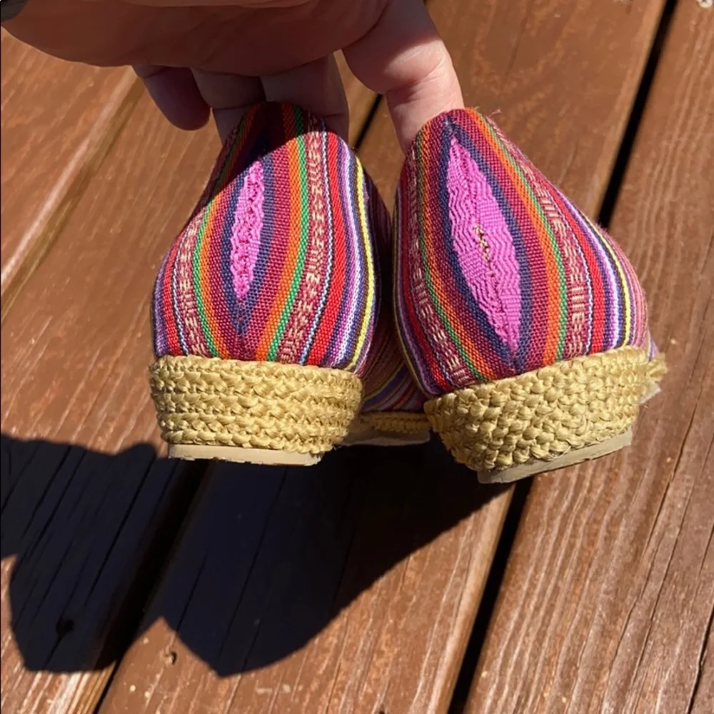 Beacon Women’s Phoenix Multi-colored Flats